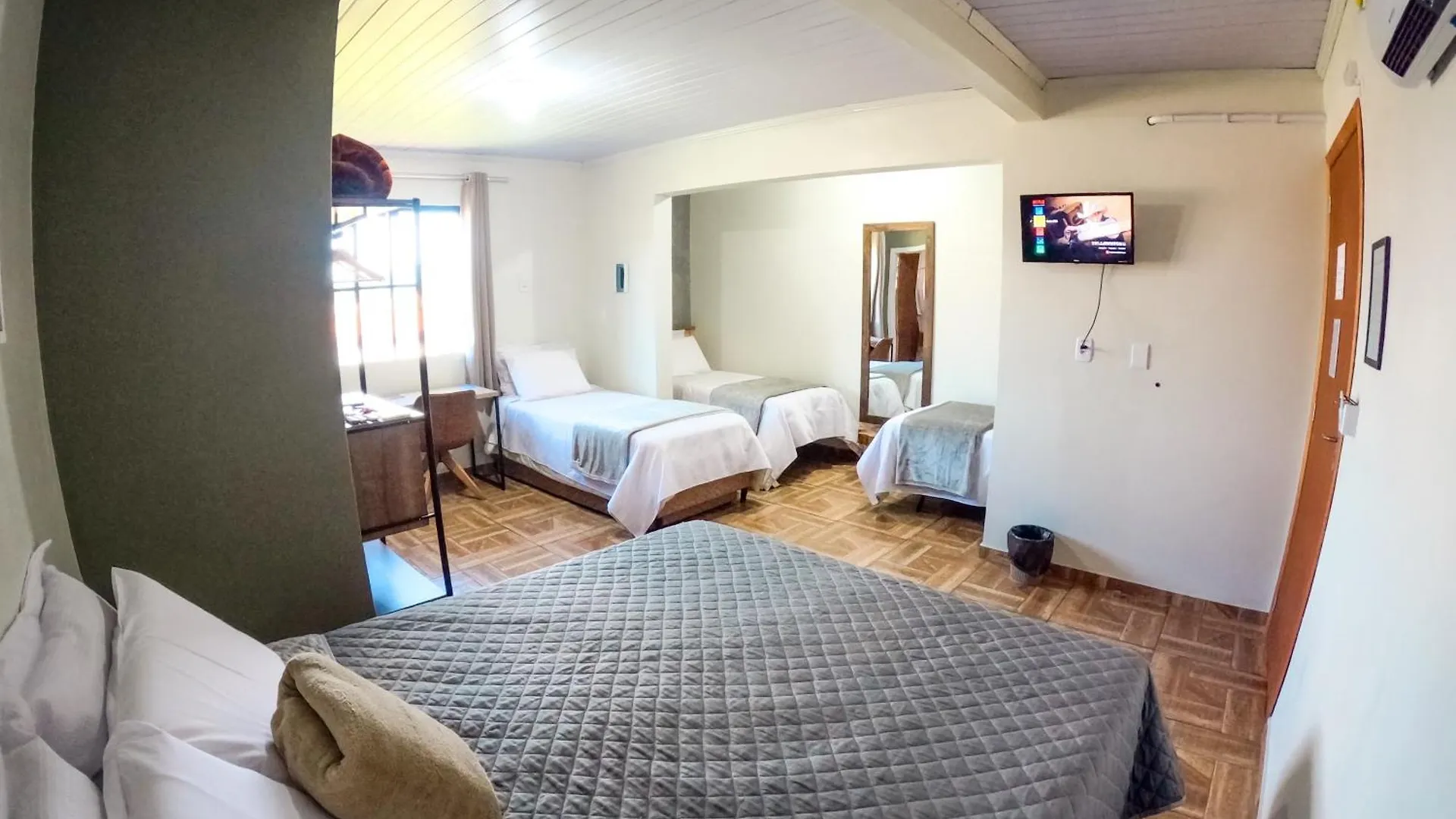 Pousada Rota Da Kombi Bom Jardim da Serra Inn